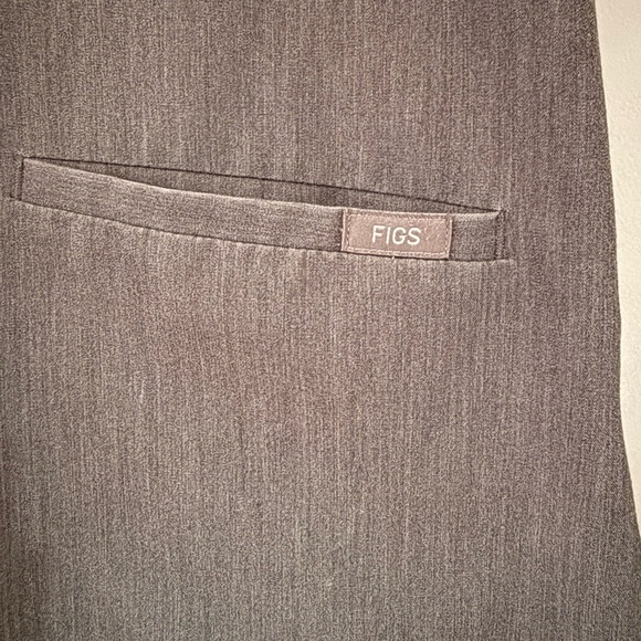 Figs Casma Three-Pocket Scrub Top | Size S - Picture 4 of 10
